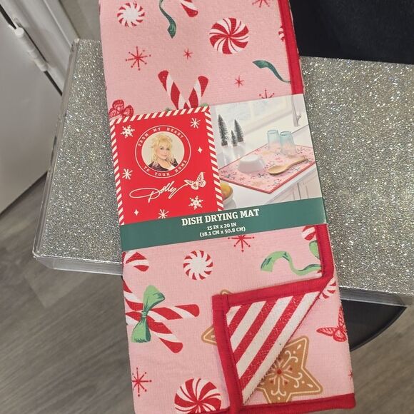Dolly Parton Peppermint & Candy Cane Holiday Drying Mat - Picture 7 of 7